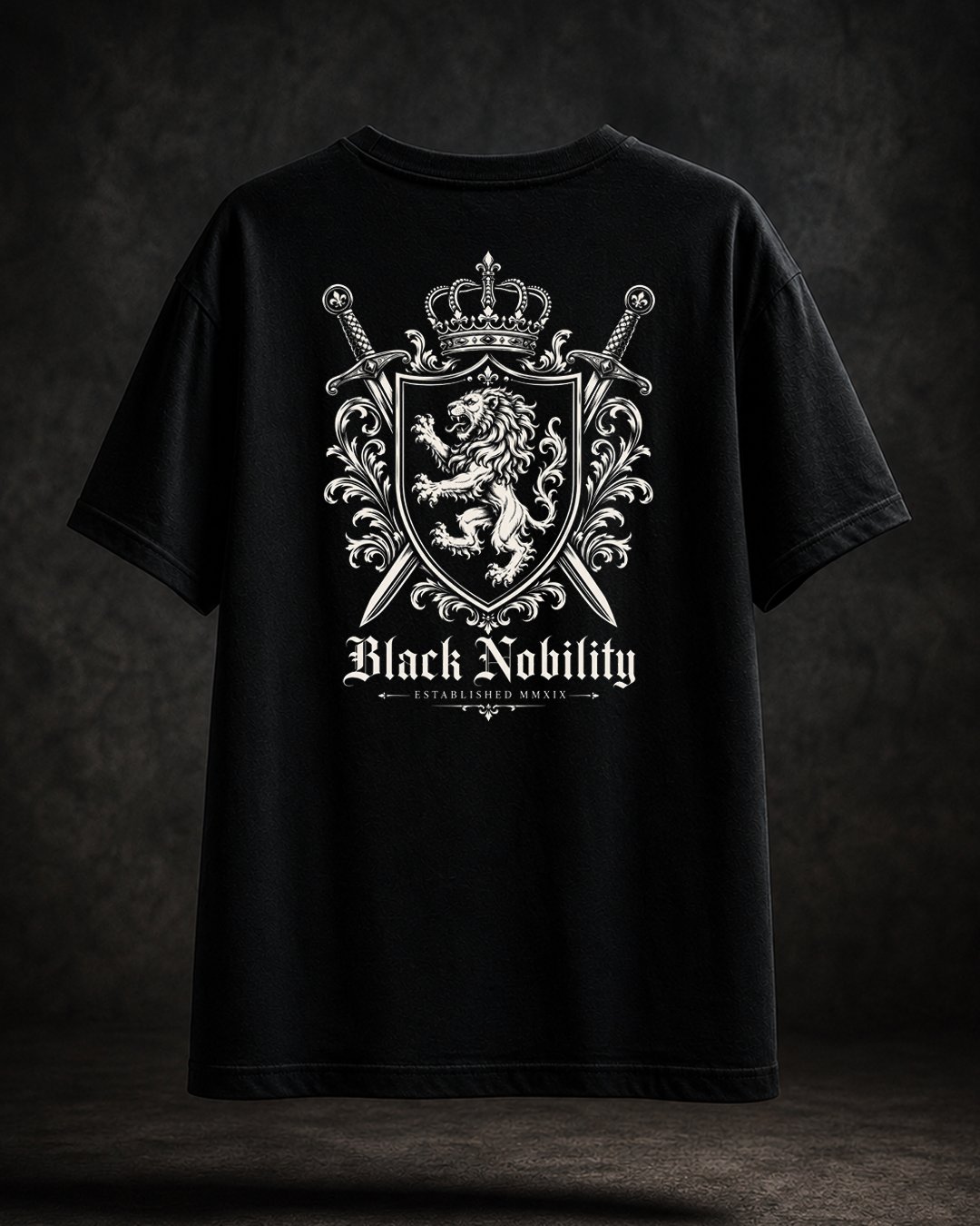 Kaos Pria "Black Nobility" Lion Crest Oversized | NINOC
